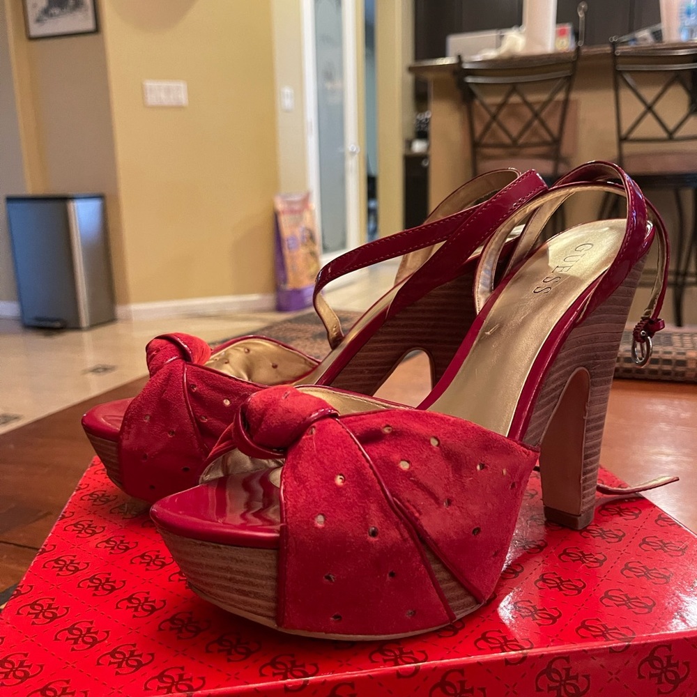 Guess Rockabilly heels
